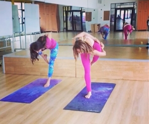Day 4 of #yogahug #flamingo #pose #yoga is better  when we do it #together #yogachallenge #yogagirl #yogaeverywhere @ozgedermanstudio @shiziks @brianadeckard @salty_hair_yogi ??? @shaqtiwe ?birlikte daha güçlüyüz ????with @sedagunaltay
