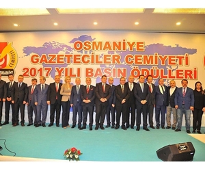 Osmaniye Gazeteciler Cemiyeti'nce düzenlenen 2017 Basın Ödülleri töreninde 